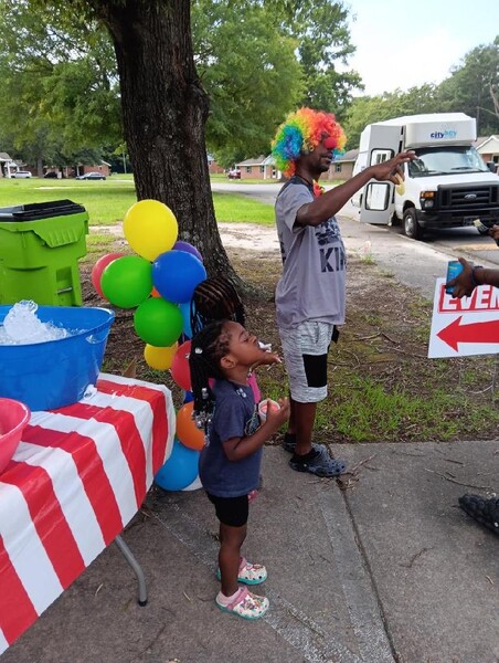 Clown with kids.